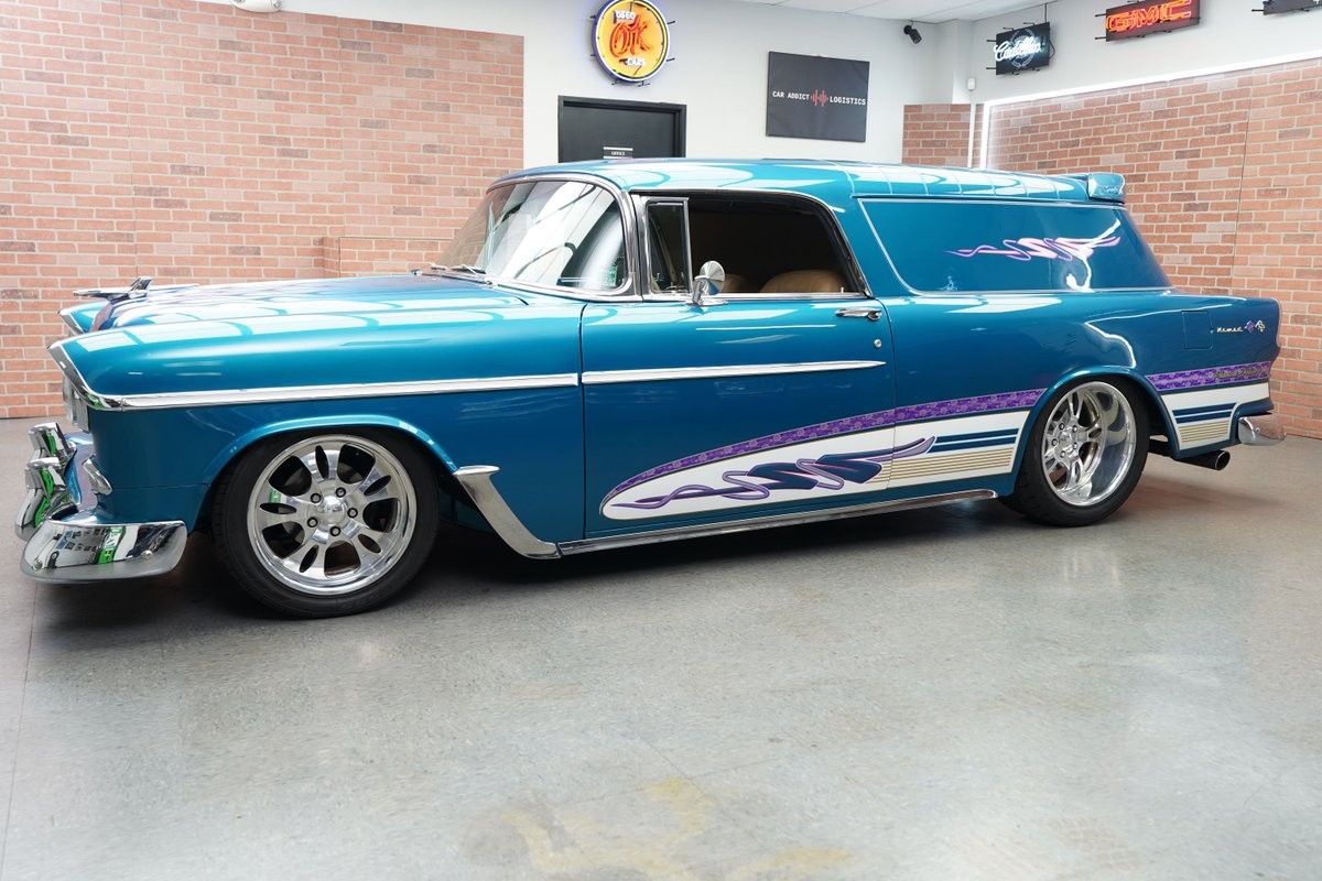 Chevrolet-Nomad-1955-Bright-Aqua-Metallic-Tan