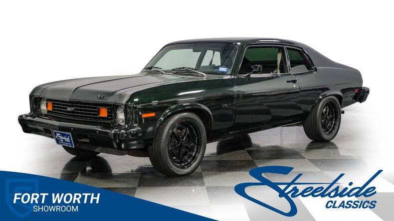 Chevrolet-Nova-1974-Dark-Green-Black