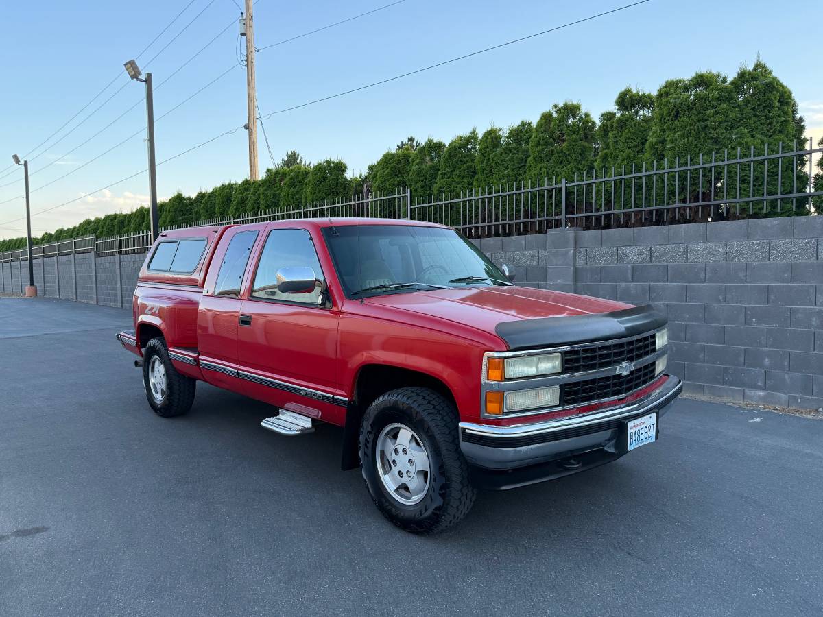 Chevrolet-Silverado-1992