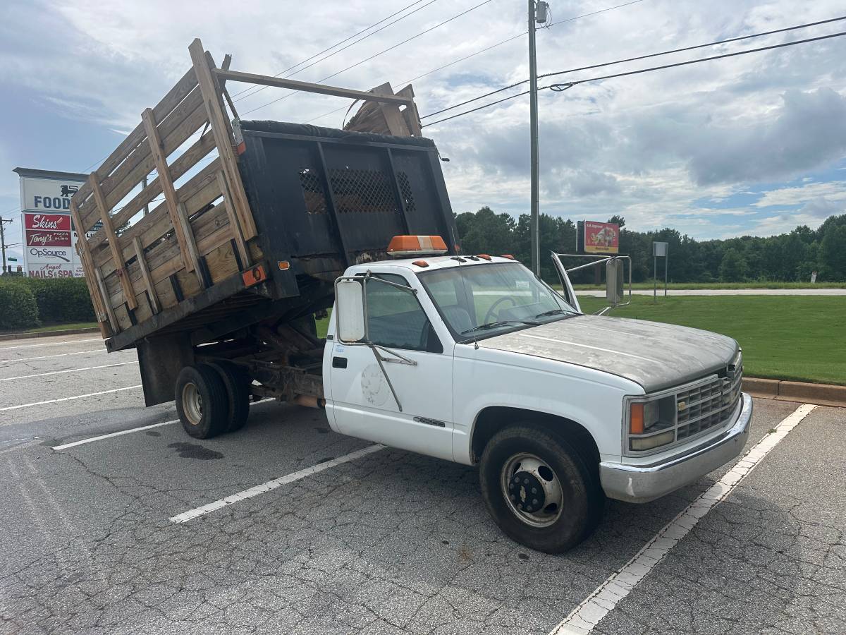 Chevrolet-Silverado-3500-1991-white