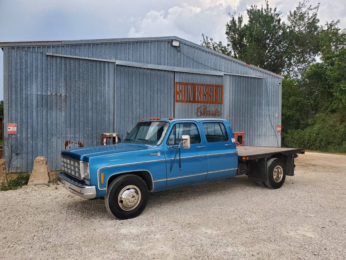 Chevrolet-Silverado-3500hd-1978