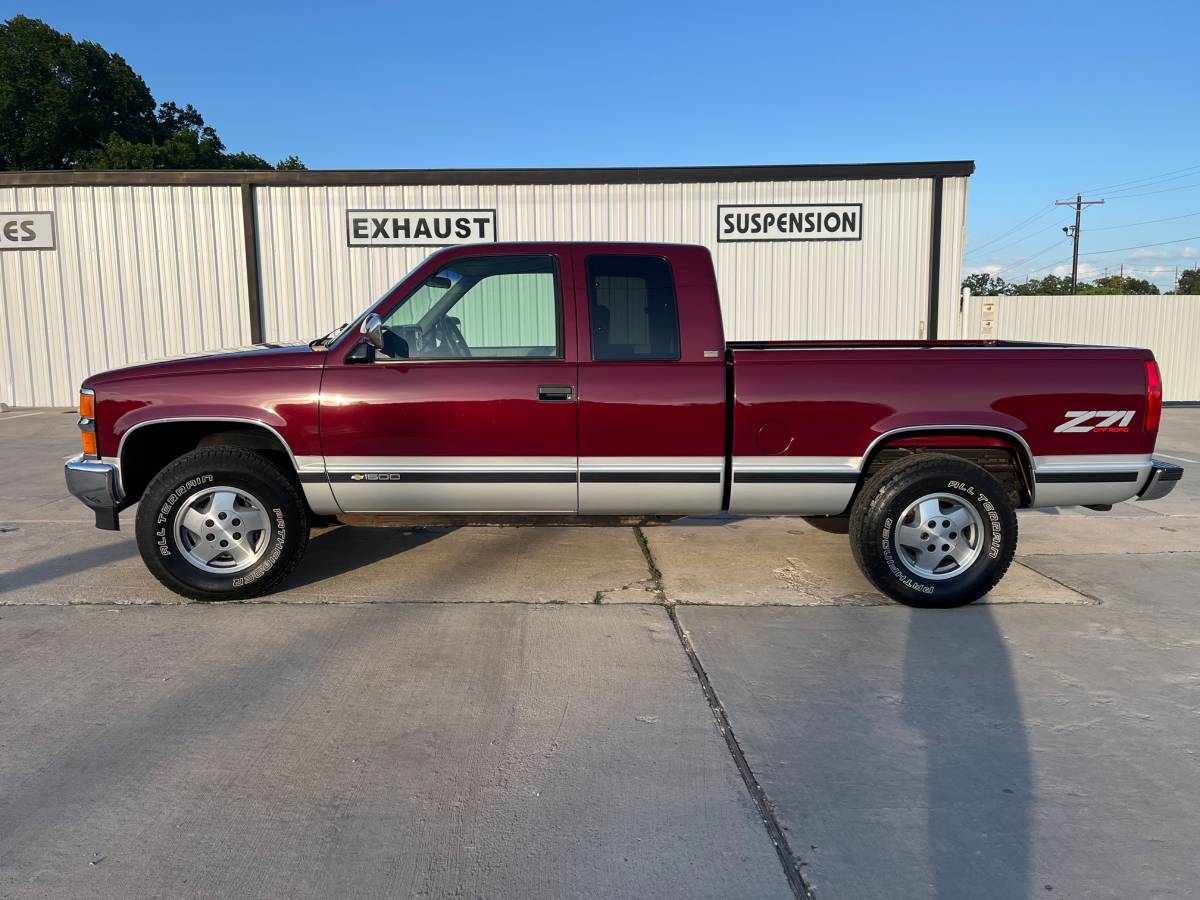 Chevrolet-Silverado-k1500-1994-red