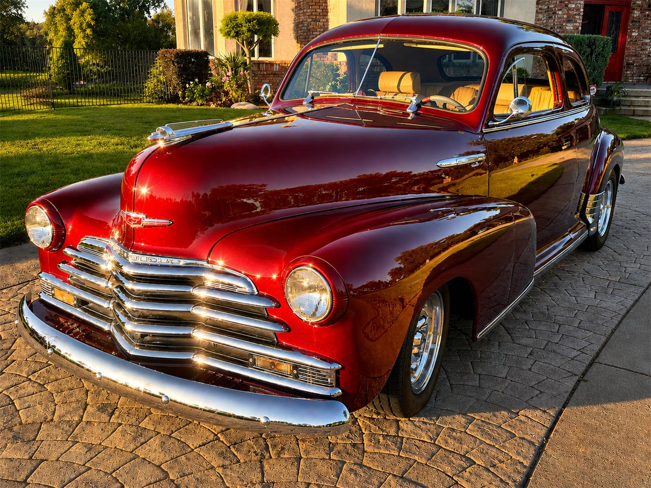 Chevrolet-Stylemaster-1947-Deep-Burgundy-Metall-Ivory