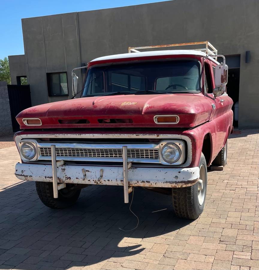 Chevrolet-Suburban-1967-red