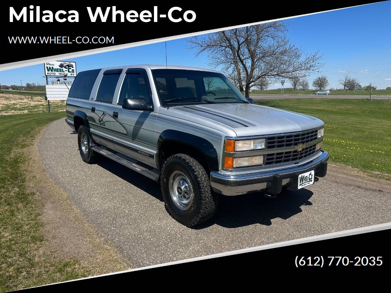 Chevrolet-Suburban-1993-Quicksilver-Metallic-Gray