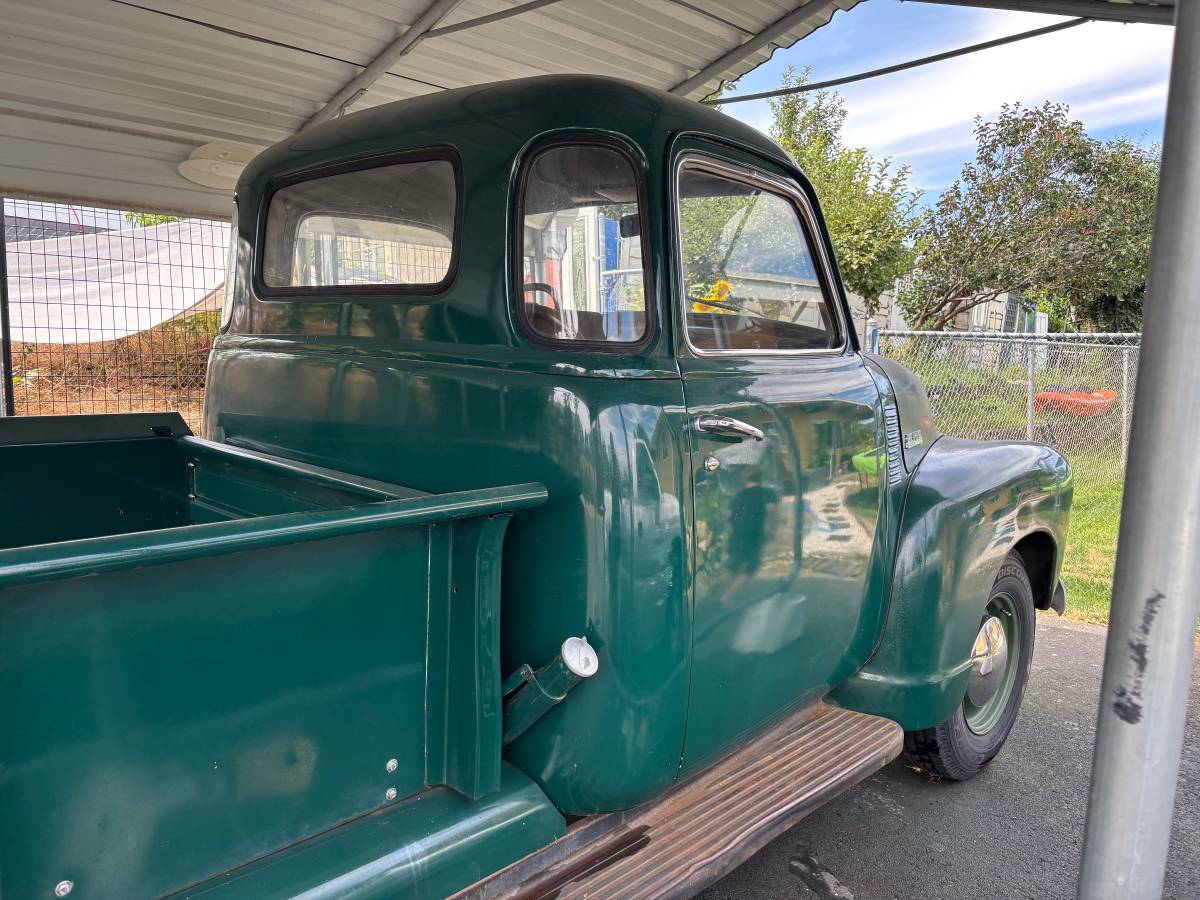 Chevrolet-Thriftmaster-1948-green