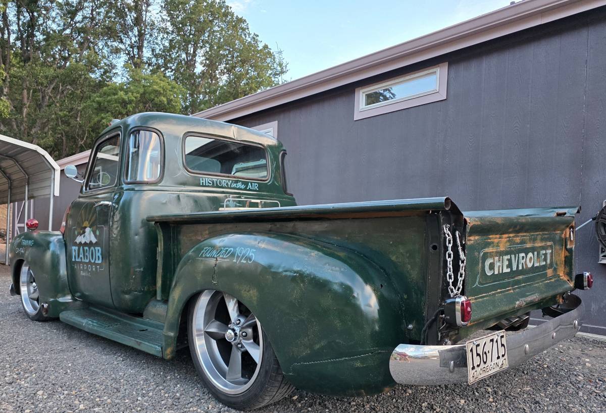 Chevrolet-Truck-1947