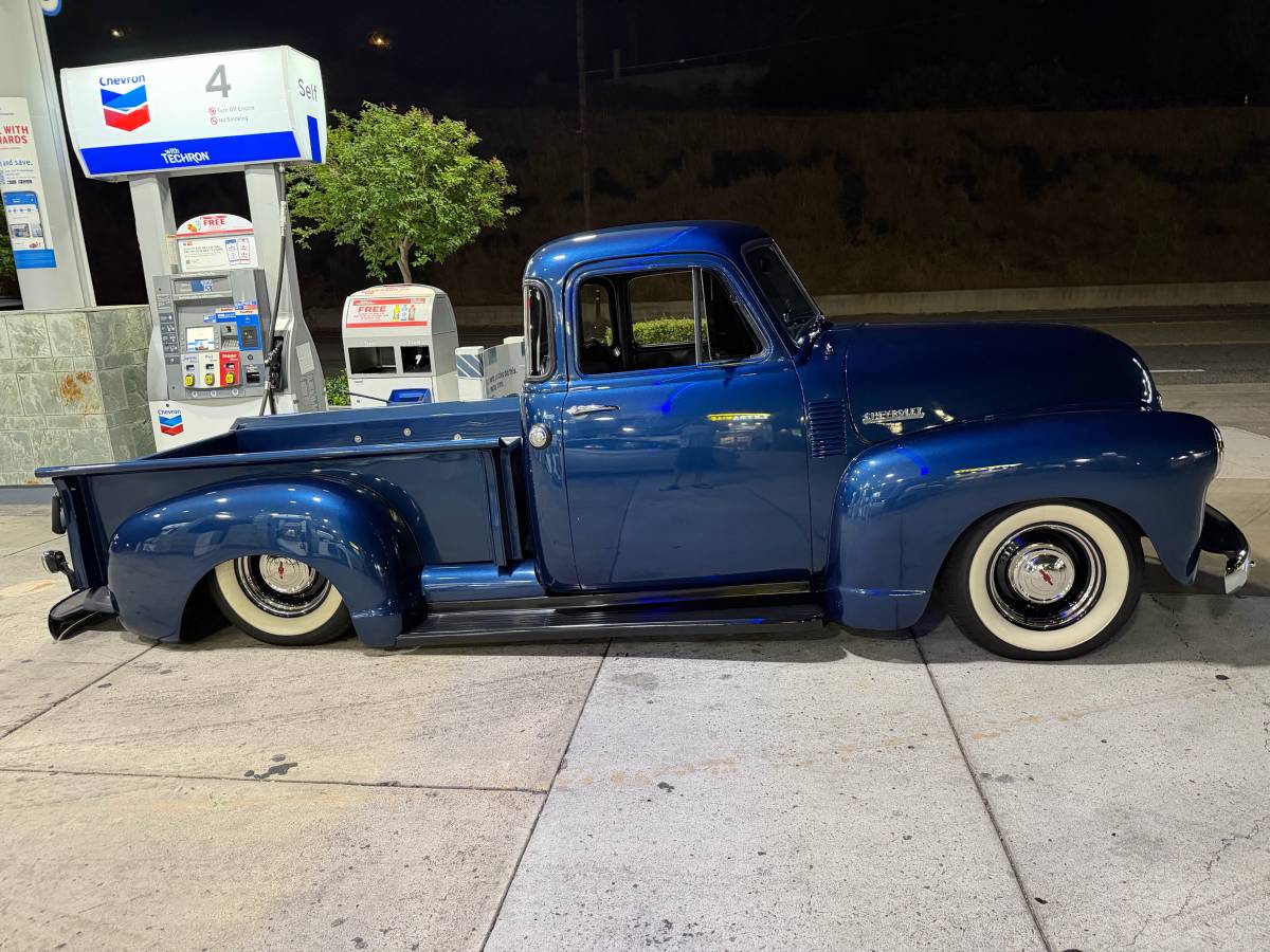 Chevy-1953-blue