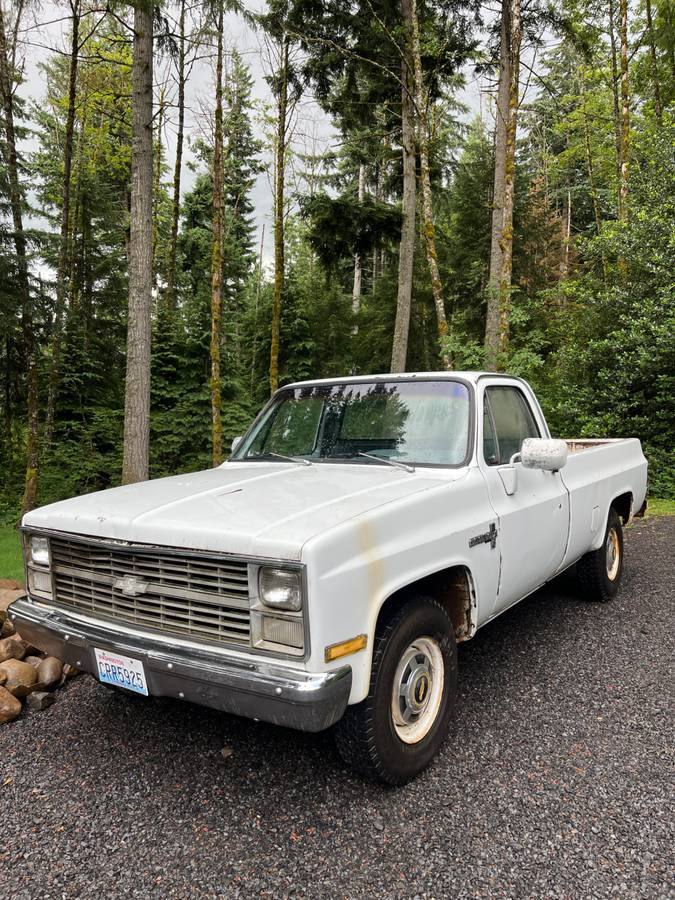 Chevy-1984-white