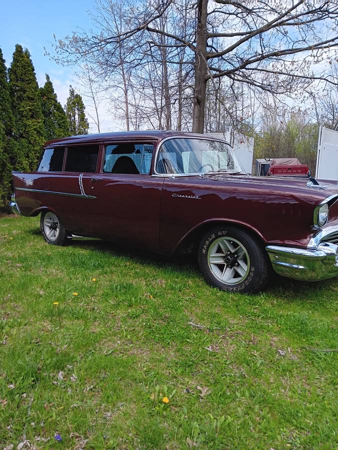 Chevy-2dr-sedan-1957