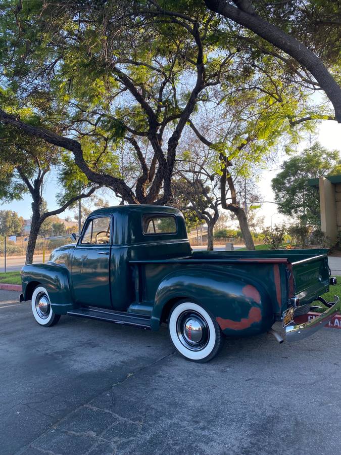 Chevy-3100-pickup-1952-green
