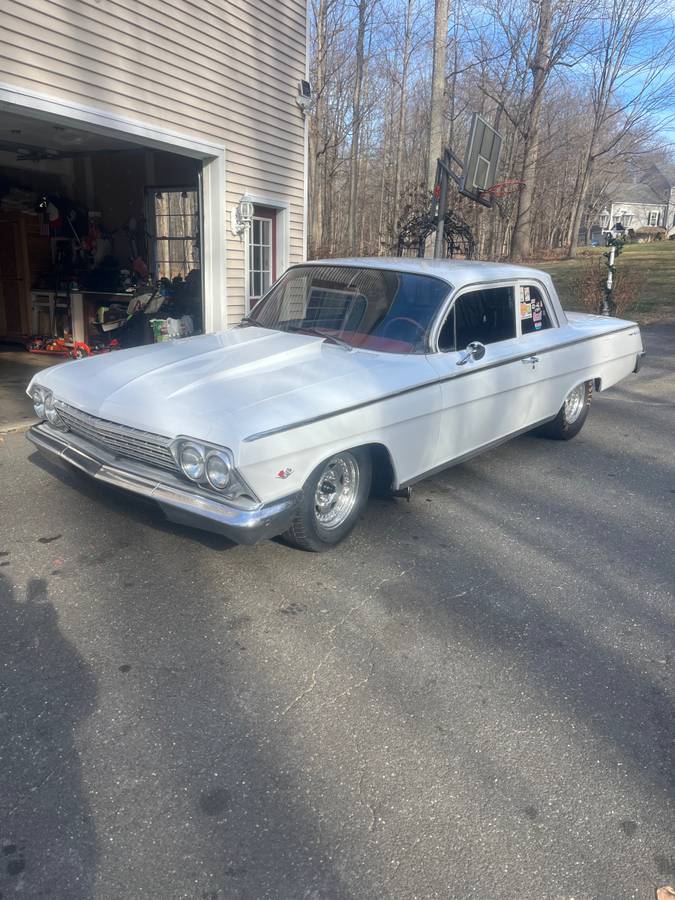 Chevy-biscayne-1962-white