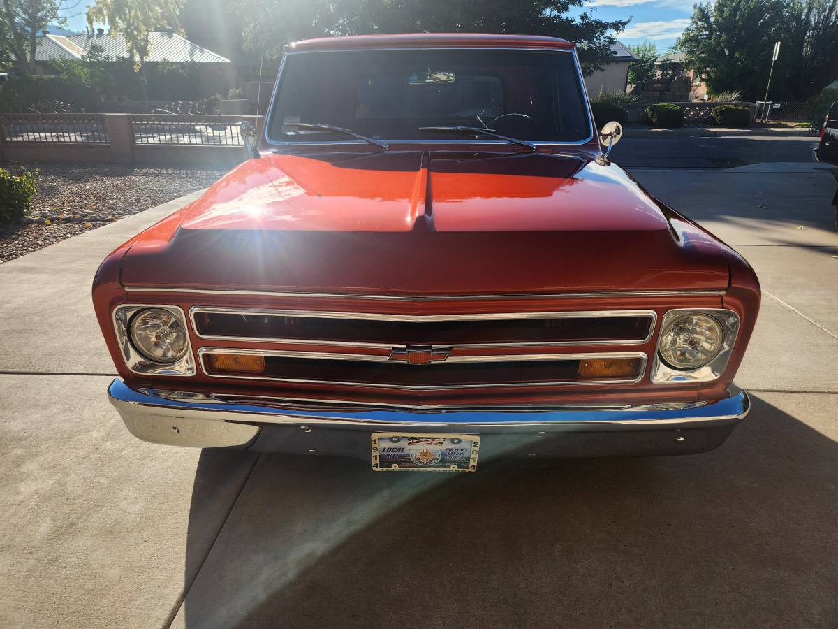 Chevy-c10-truck-1967-orange