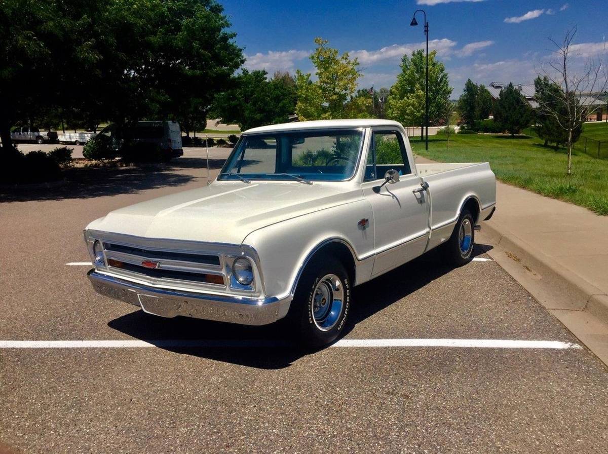 Chevy-c10-truck-1967-white
