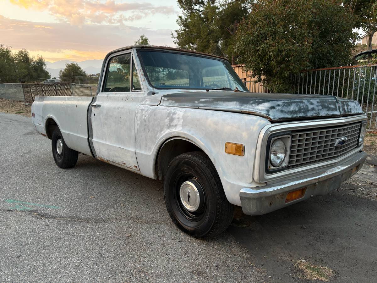 Chevy-c10-truck-1972-grey