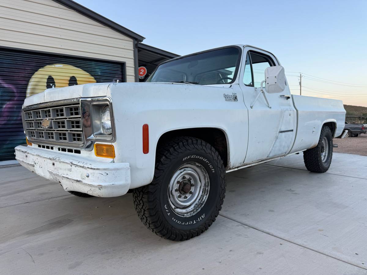 Chevy-c20-1978-white
