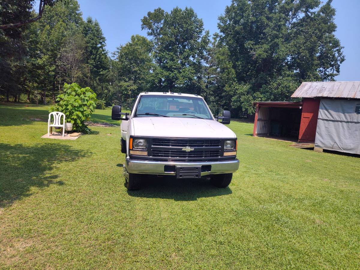 Chevy-c3500-1996-white