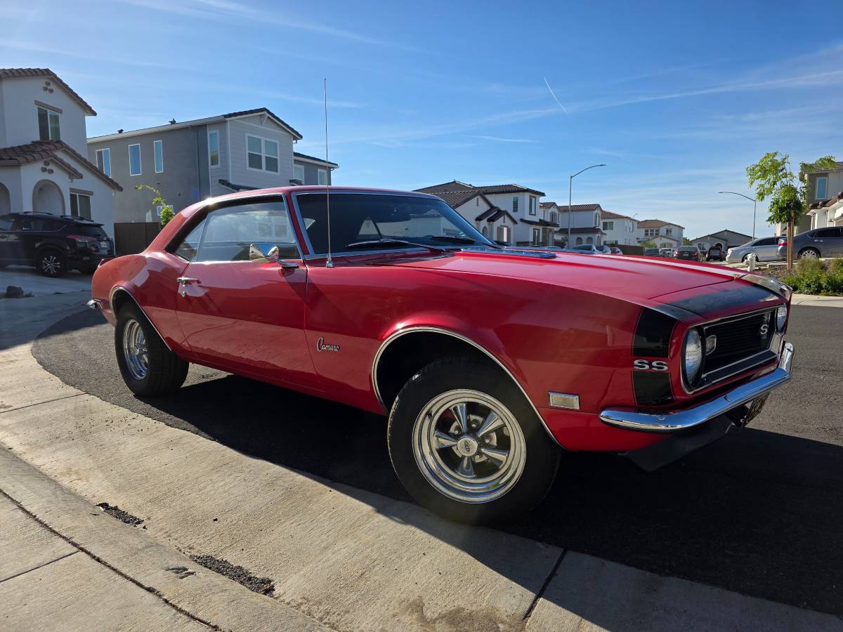 Chevy-camaro-1968-red