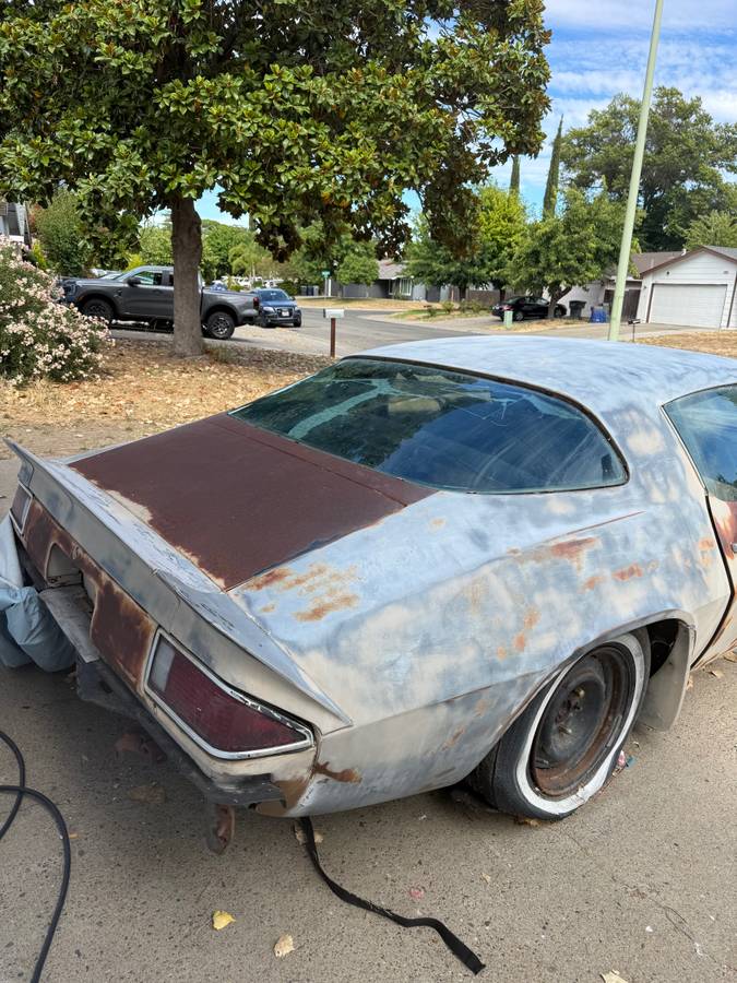 Chevy-camaro-1976