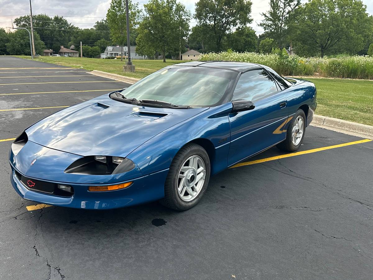 Chevy-camaro-1994-blue