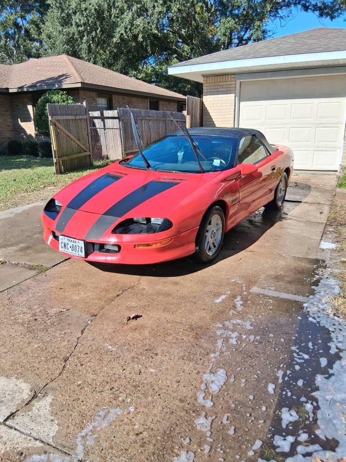 Chevy-camaro-1995-red