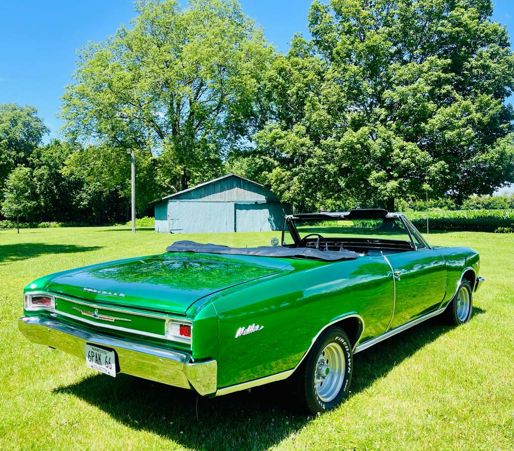 Chevy-chevelle-1966-green