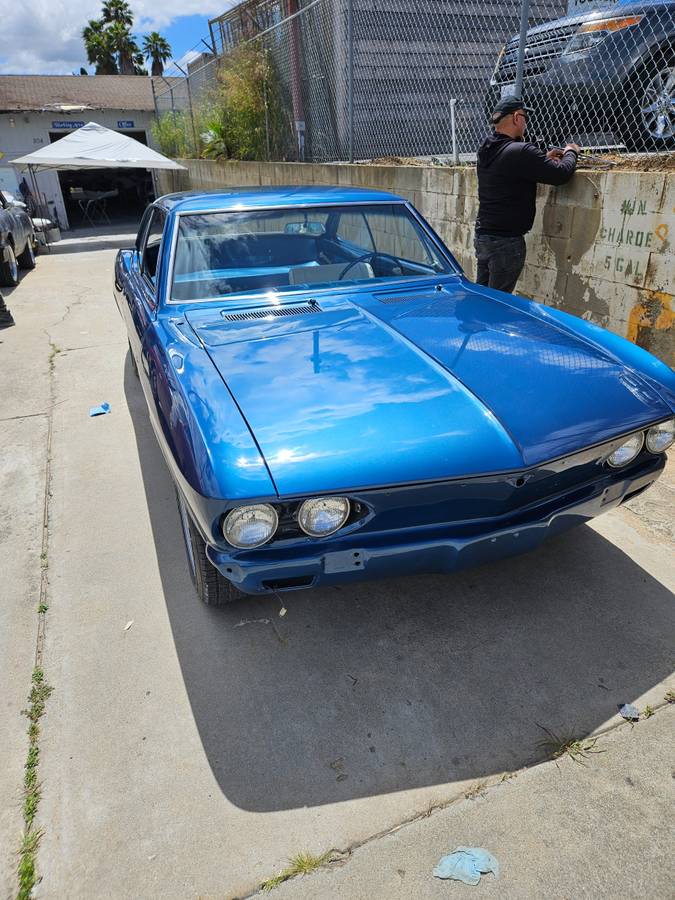 Chevy-corvair-1965-blue