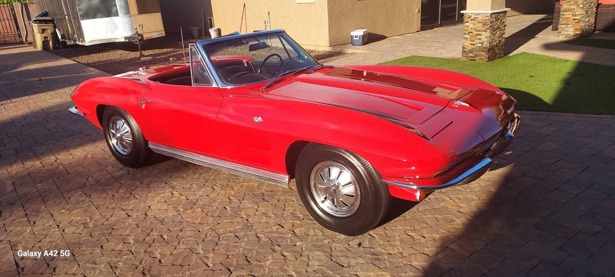 Chevy-corvette-1963-red