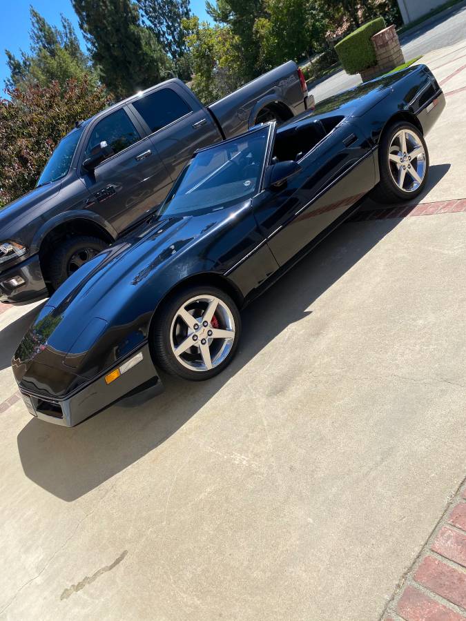 Chevy-corvette-1988-black