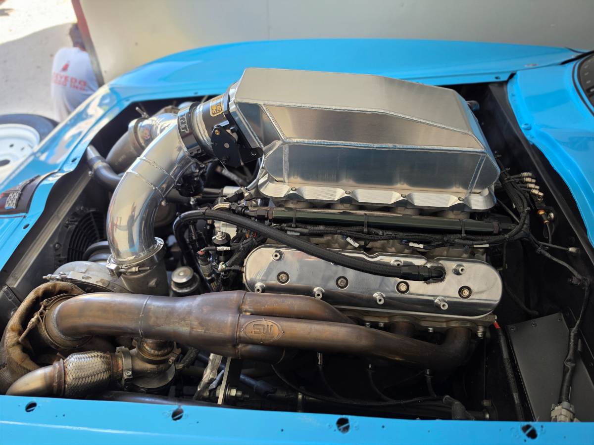 Chevy-corvette-coupe-1963-blue