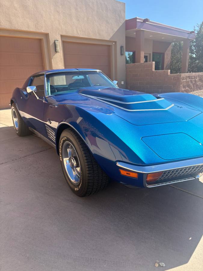 Chevy-corvette-stingray-coupe-1971-blue