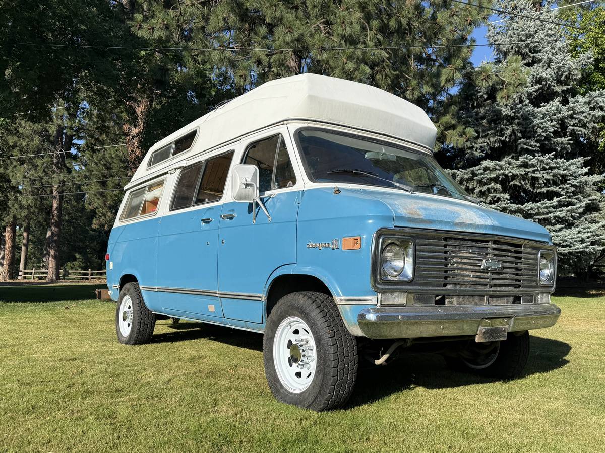 Chevy-g-30-1971-blue