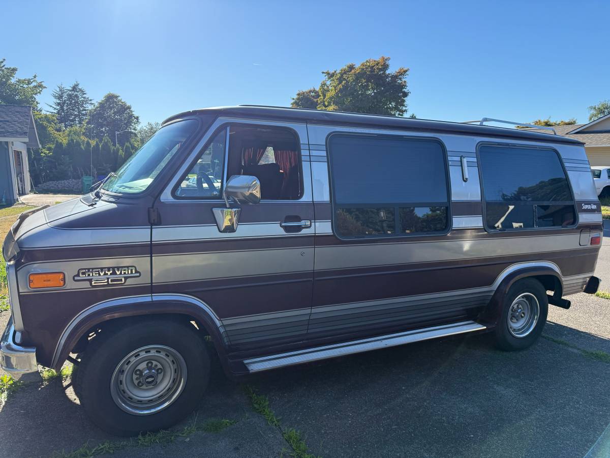 Chevy-g20-van-1988-red