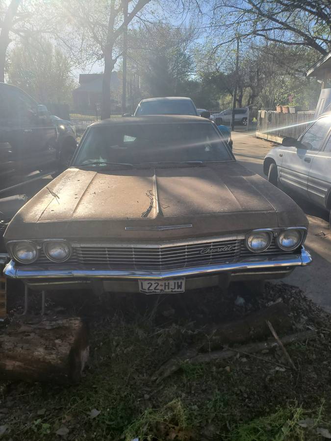 Chevy-impala-1965-brown