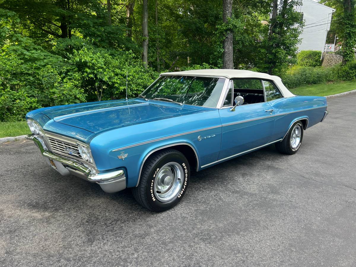 Chevy-impala-1966-blue