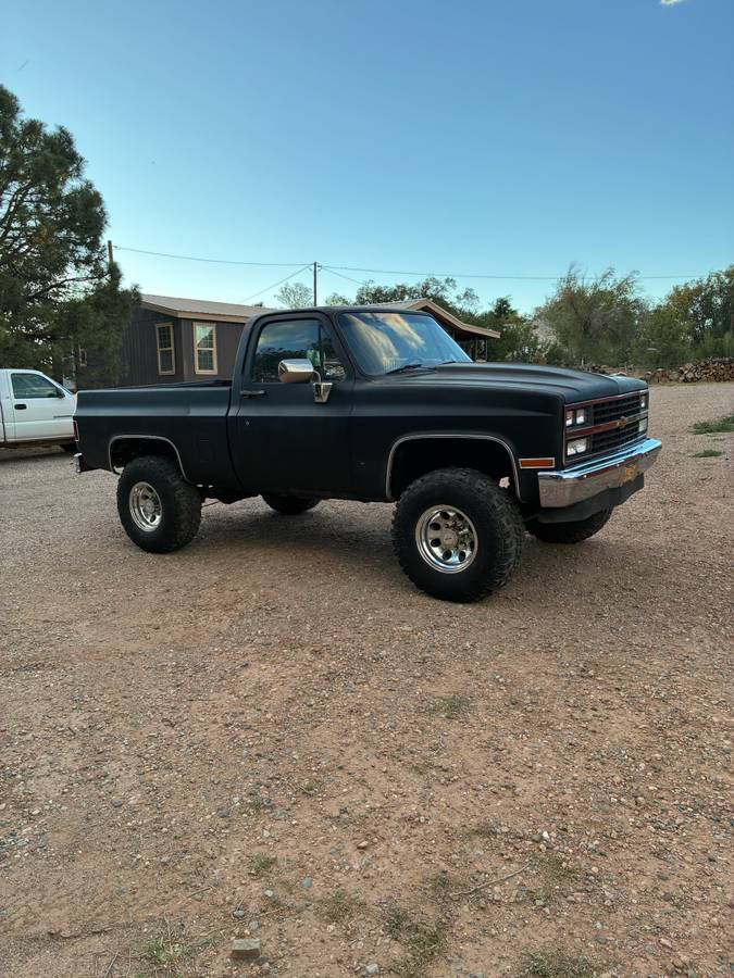 Chevy-k10-4x4-1983-black