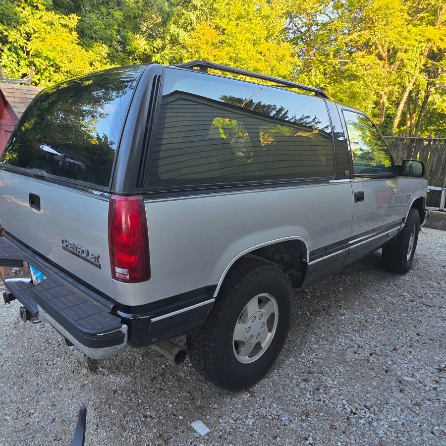 Chevy-mt400-silverado-blazer-1992-black