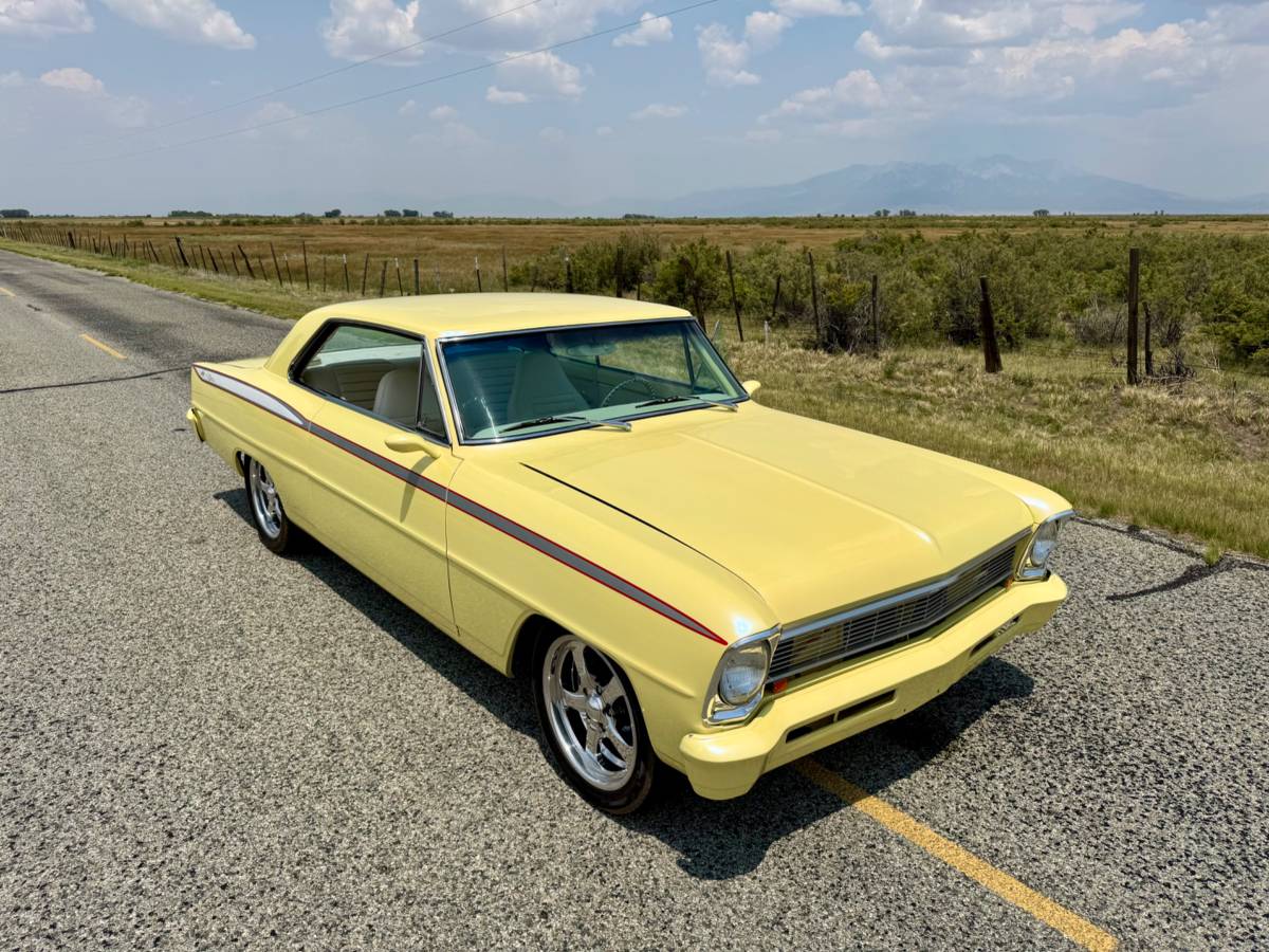 Chevy-nova-1966-yellow