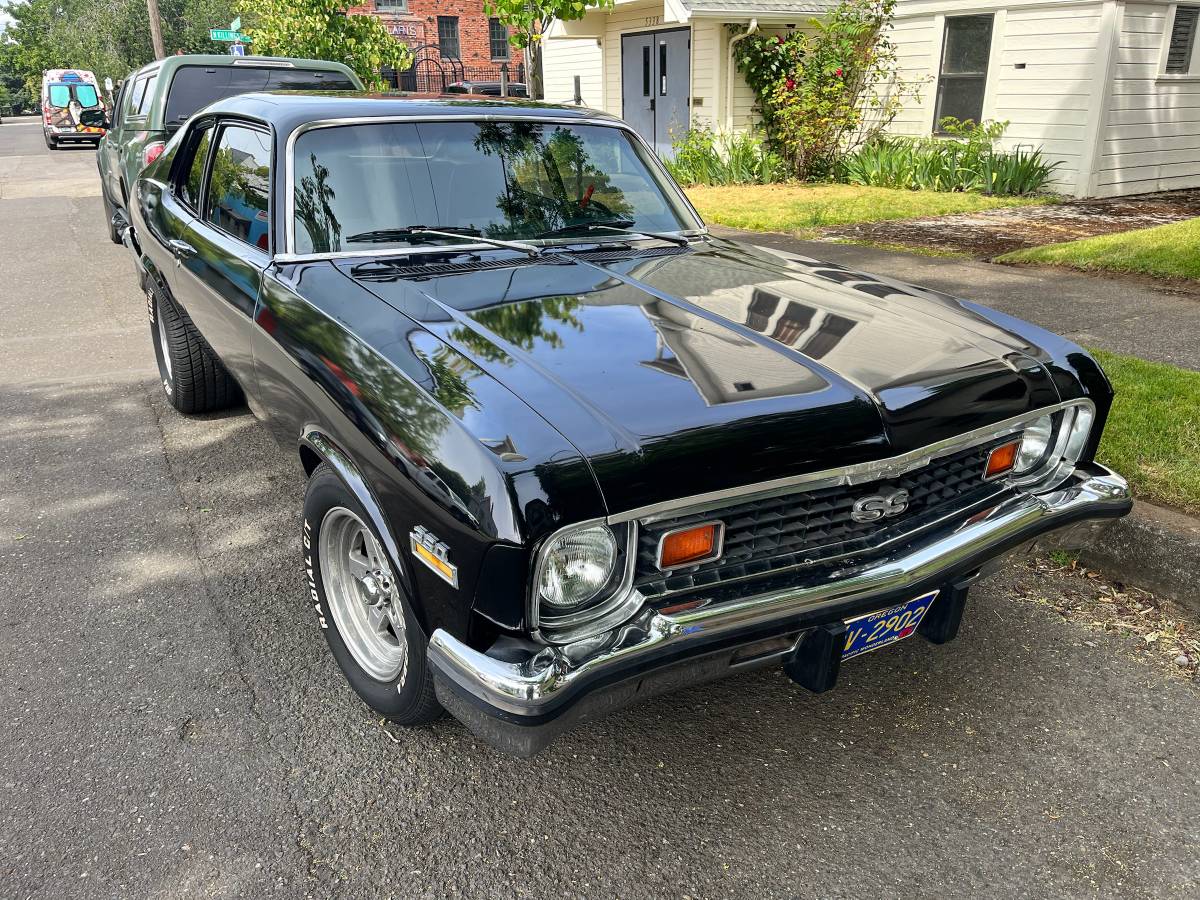 Chevy-nova-ss-1974-black