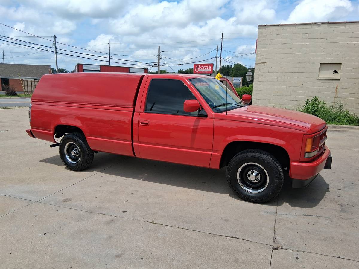 Chevy-pickup-1500-1992-red