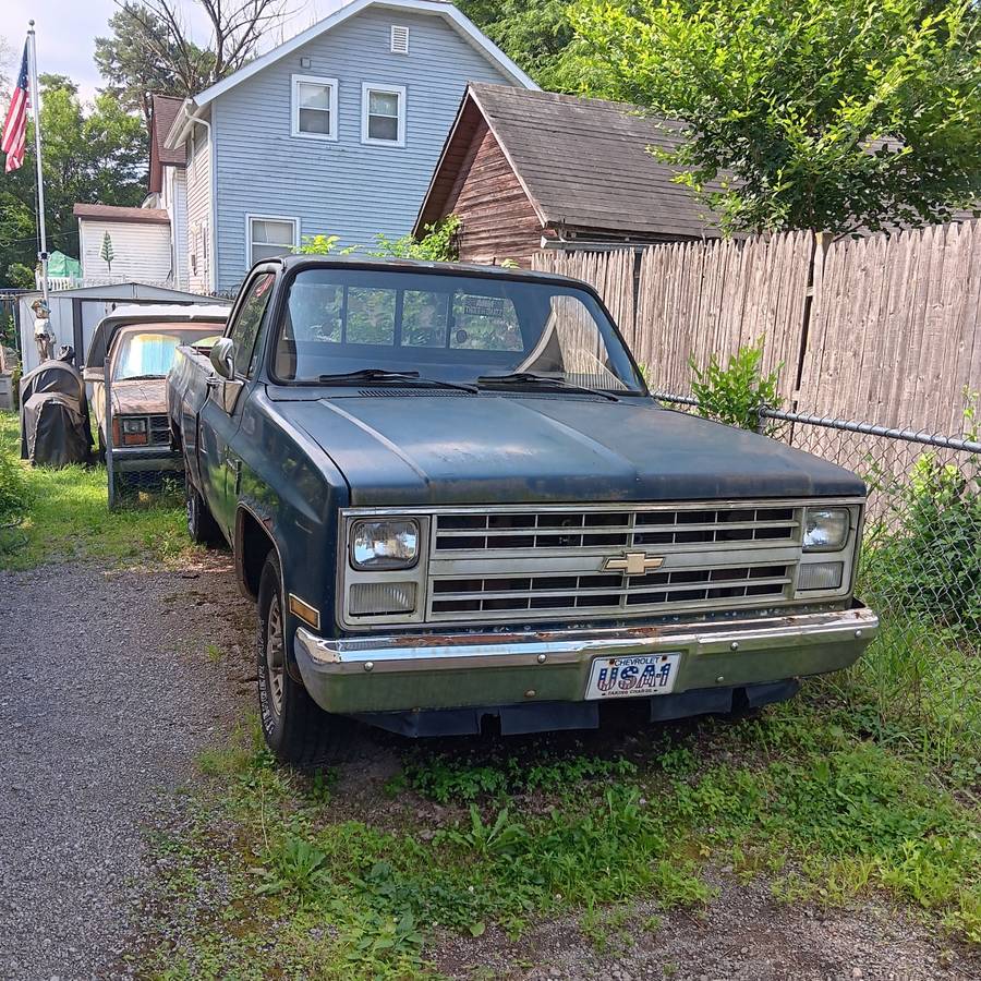 Chevy-r10-1987