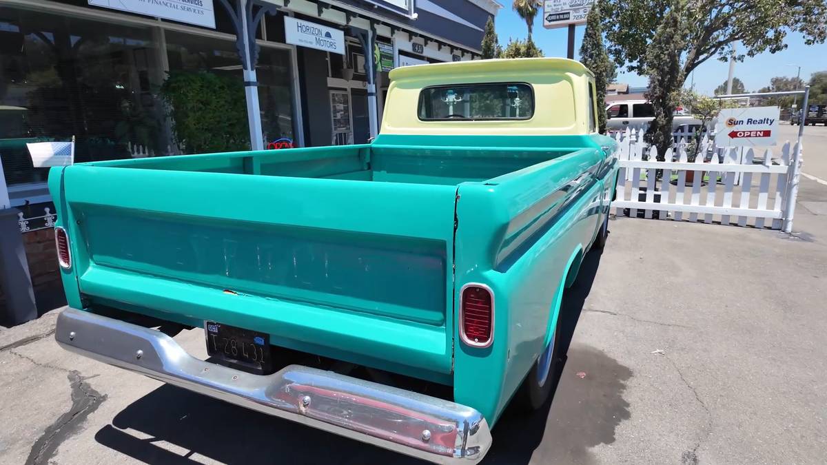 Chevy-s10-pickup-1965