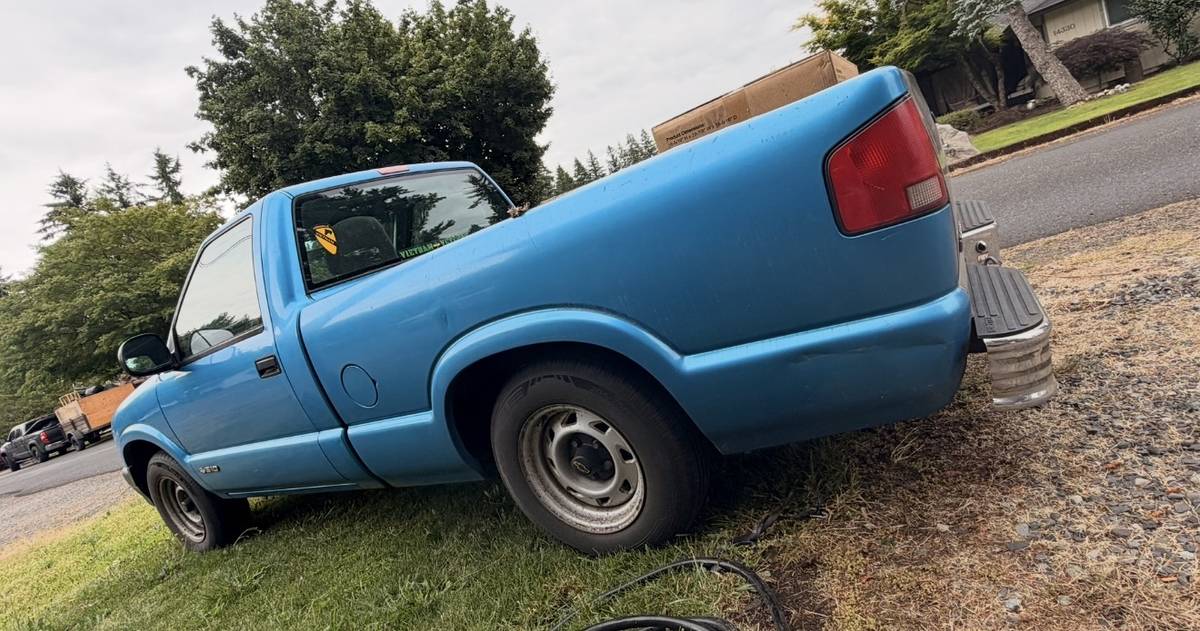 Chevy-s10-pickup-1995-blue