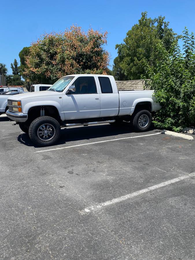 Chevy-silverado-1500-1990-white