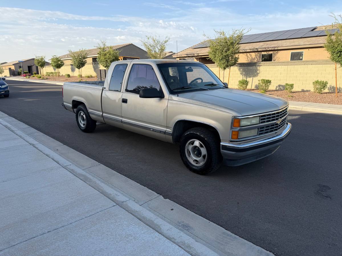 Chevy-silverado-1500-1993-yellow