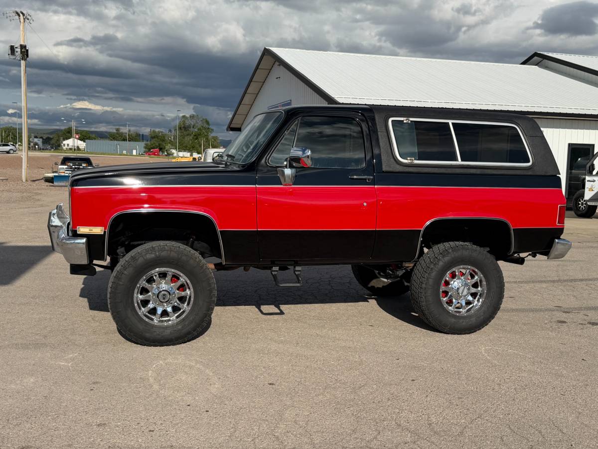 Chevyrolet-k5-blazer-1988