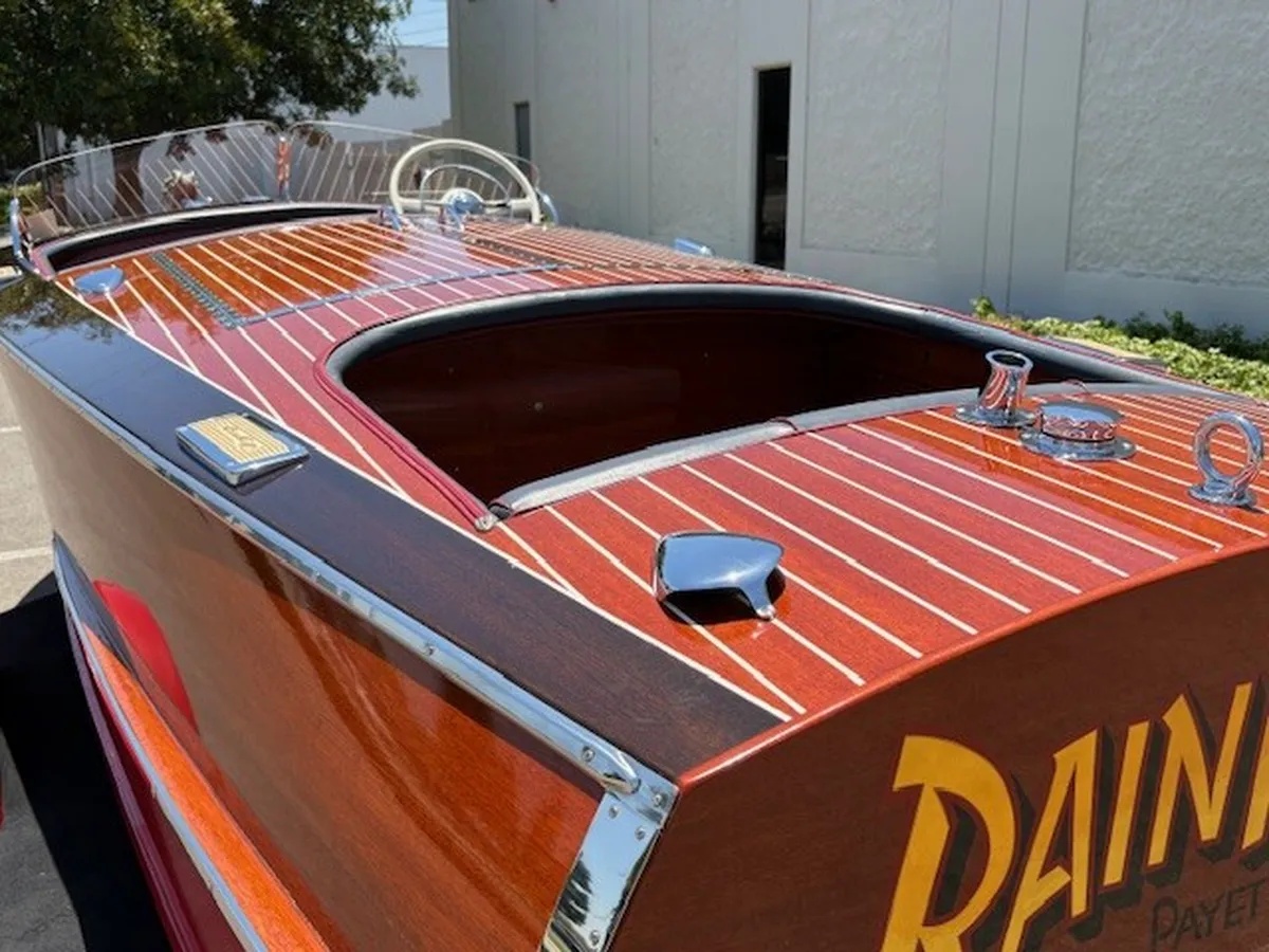 Chris-craft-Custom-runabout-1949
