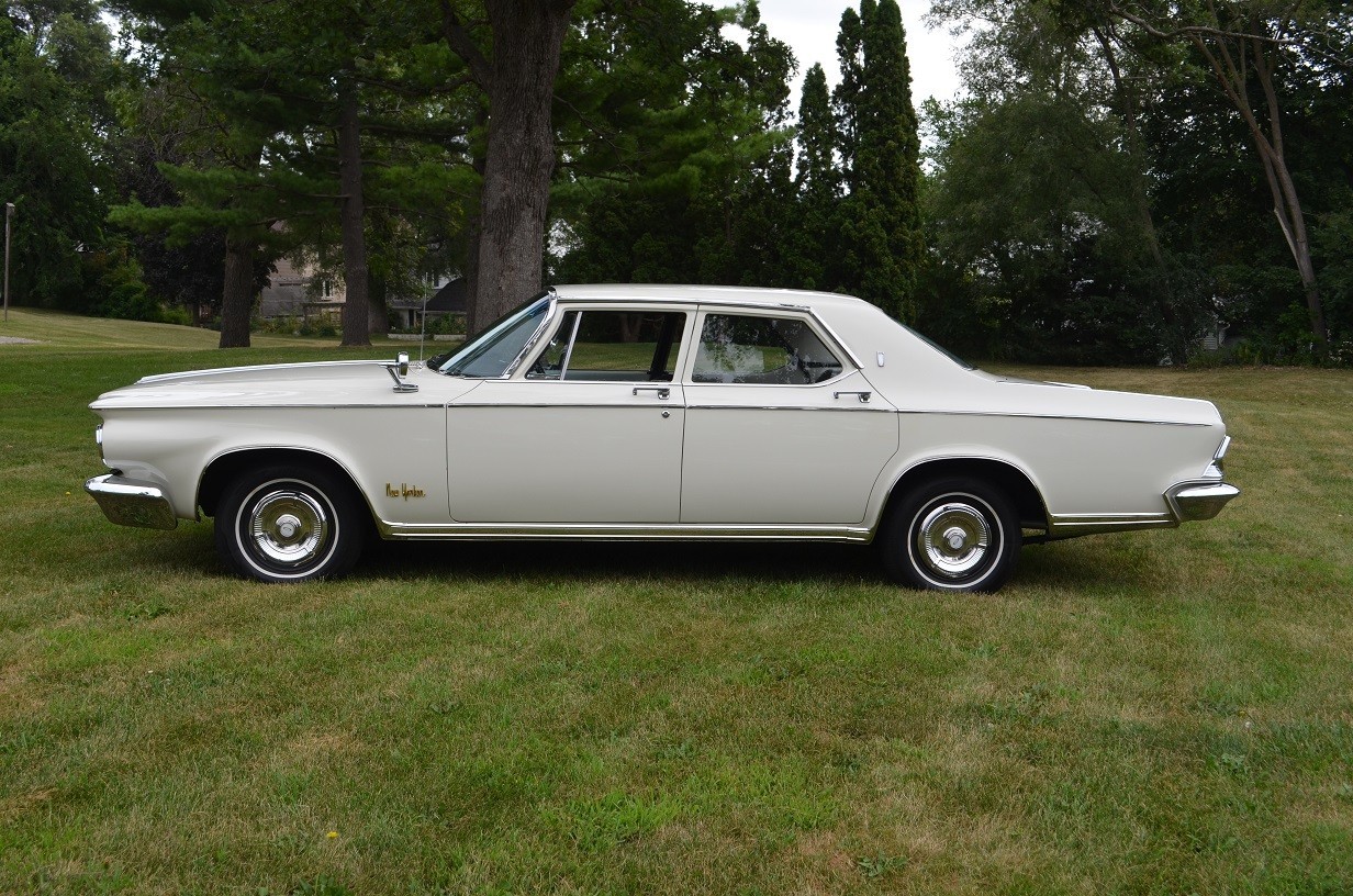 Chrysler-New-Yorker-1964-Sedan-Black