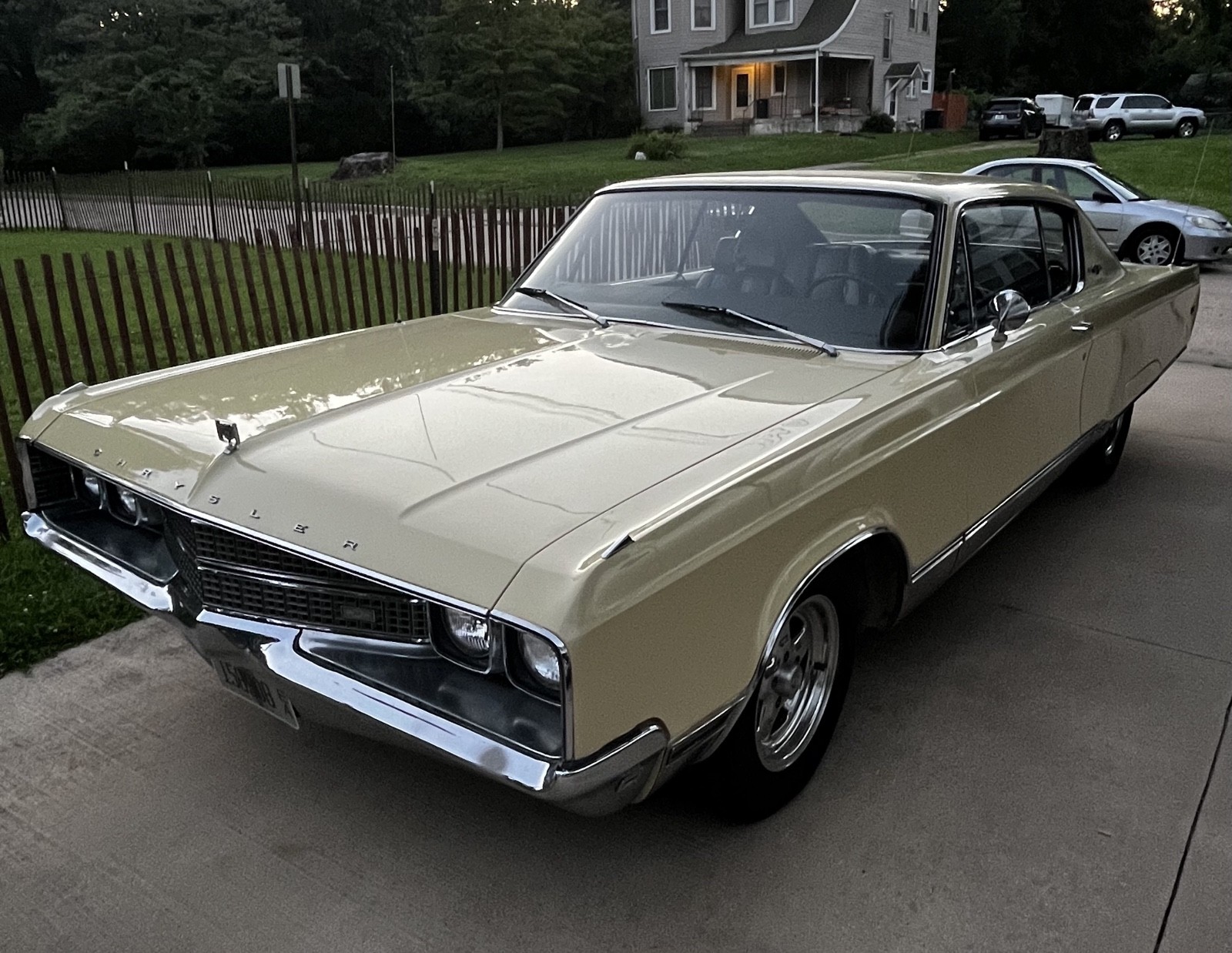 Chrysler-New-Yorker-1968