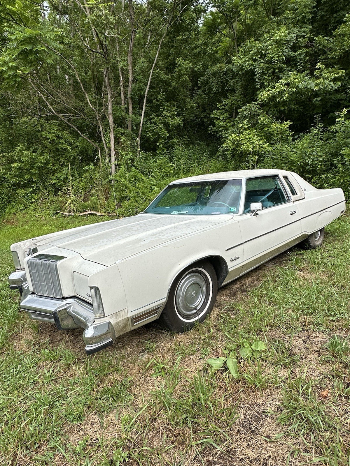 Chrysler New Yorker 1977
